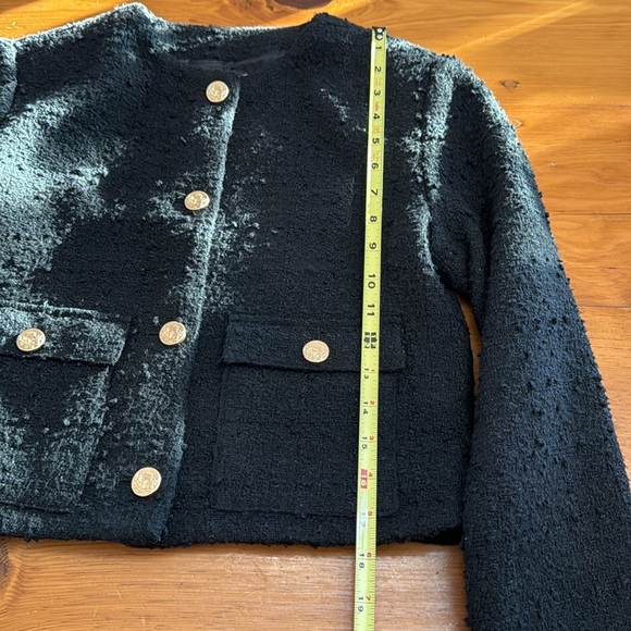 Abercrombie & Fitch Collarless Boucle Jacket - Picture 11 of 15